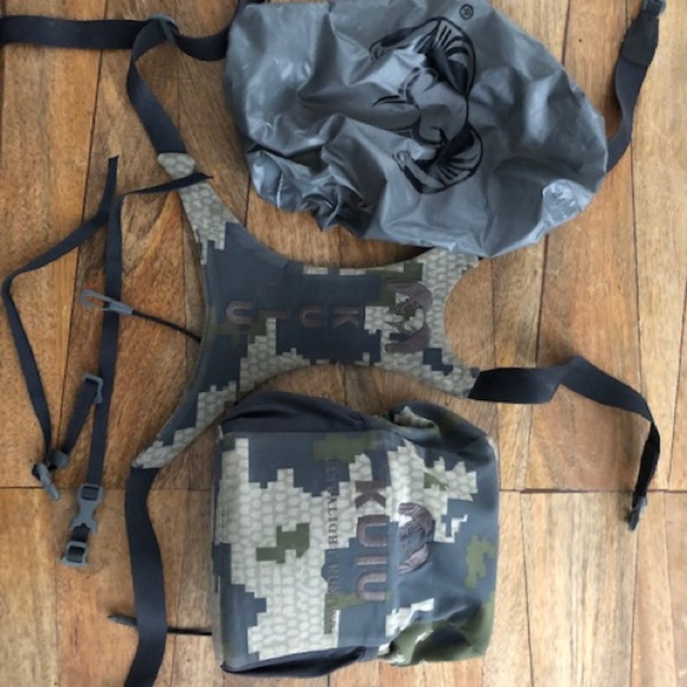 Kuiu binocular harness. Hunting fishing hiking